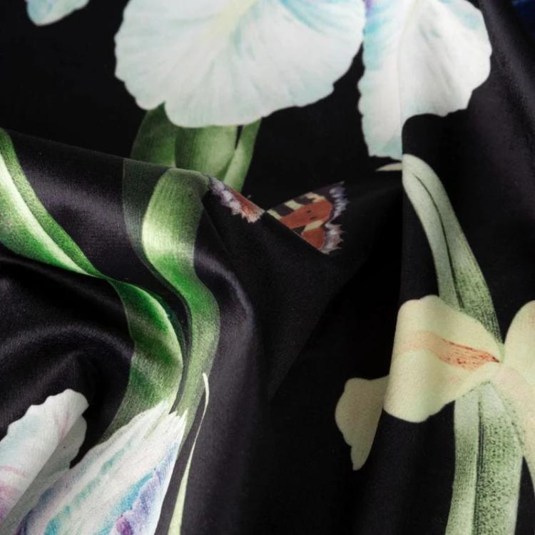 e7ded7d8b5566581196e8532ebd439c7