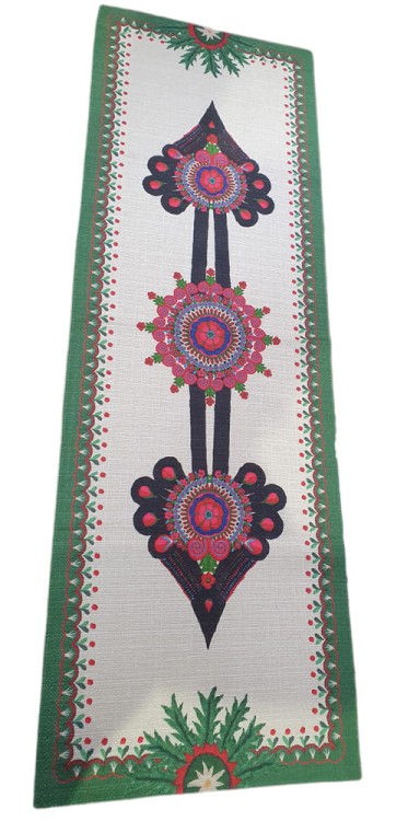 bieżnik góralski z parzenicą na beżowym podkładzie www.firanyfryzlewicz.pl  ..jpg