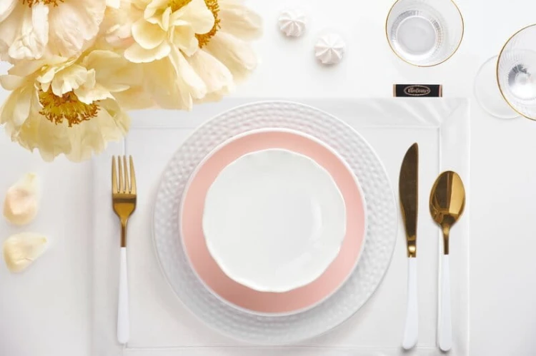 d5da3a1f352998417d57ad905423e07c