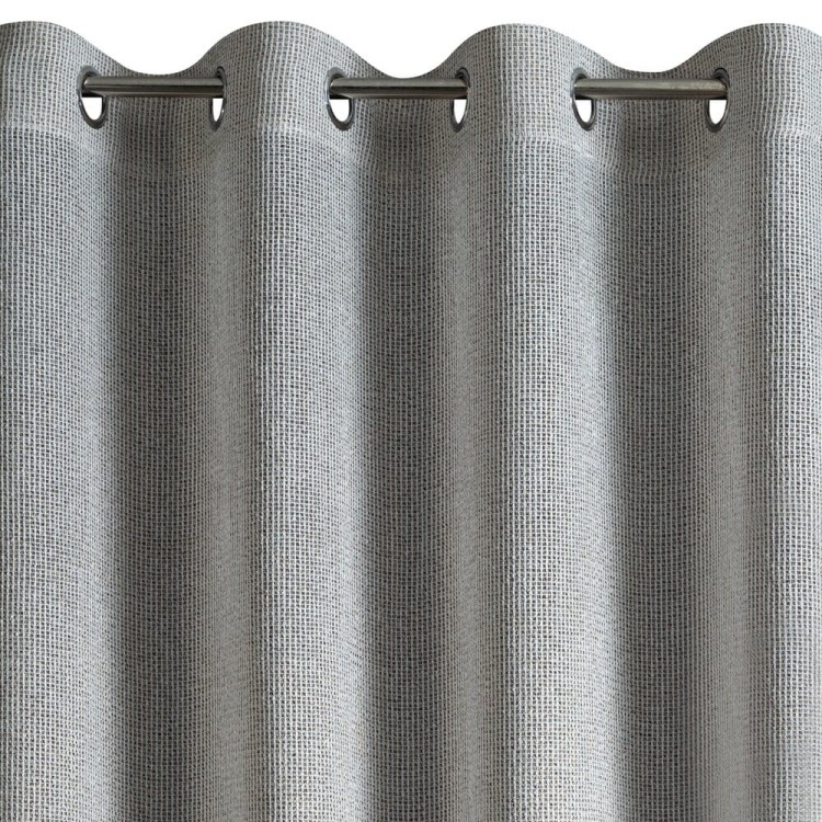 d5855303c054e30acc35e57377e83c9f