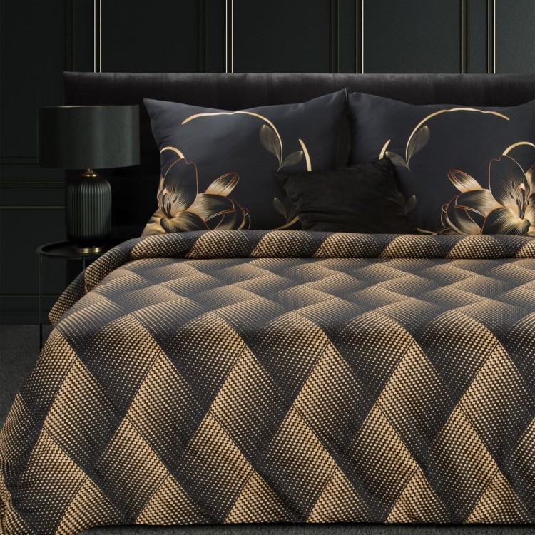 01178360a1353f5cffa3fbe6227eeb33