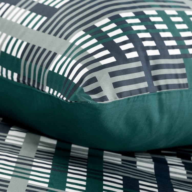 7c9dce379172fd5d0a809f95b646a3ad