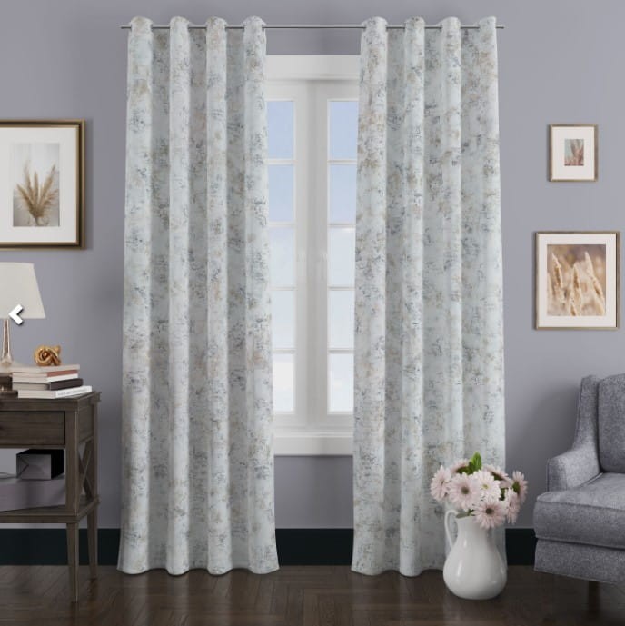 TKANINA ZASLONWA SPARK BIAŁA 1 FIRANYFRYZLEWICZ.PL.jpg