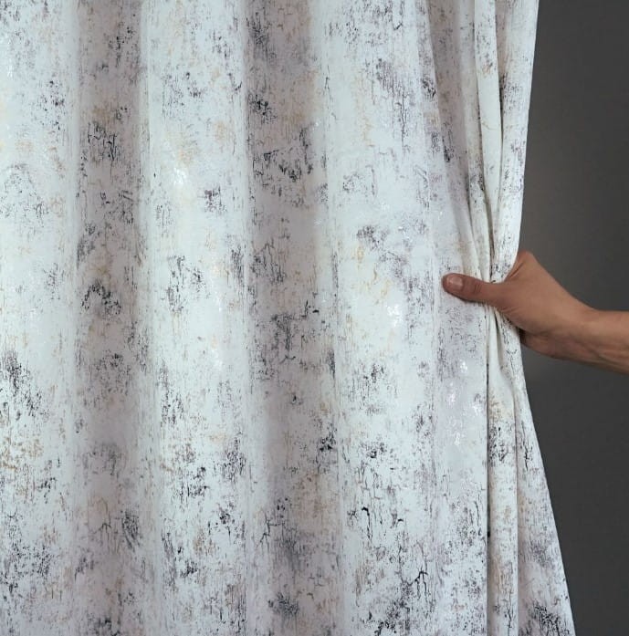 TKANINA ZASLONWA SPARK BIAŁA 3 FIRANYFRYZLEWICZ.PL.jpg