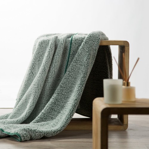 04f1bcdd7e7595ea6e8a61968010432a