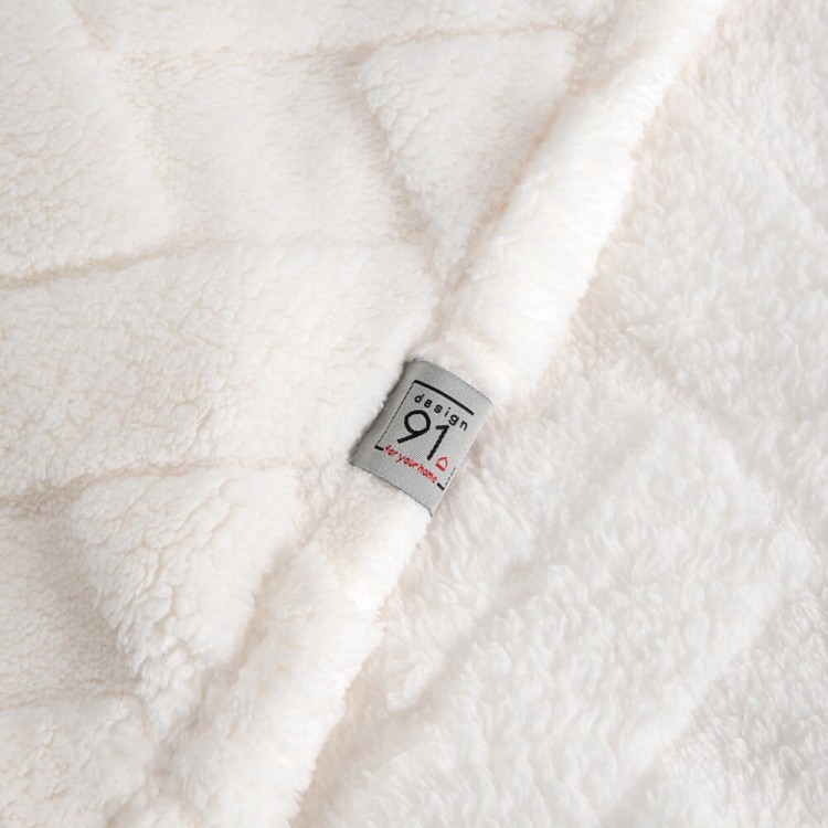 9964d43a22c44a802970be9b8e17f28e