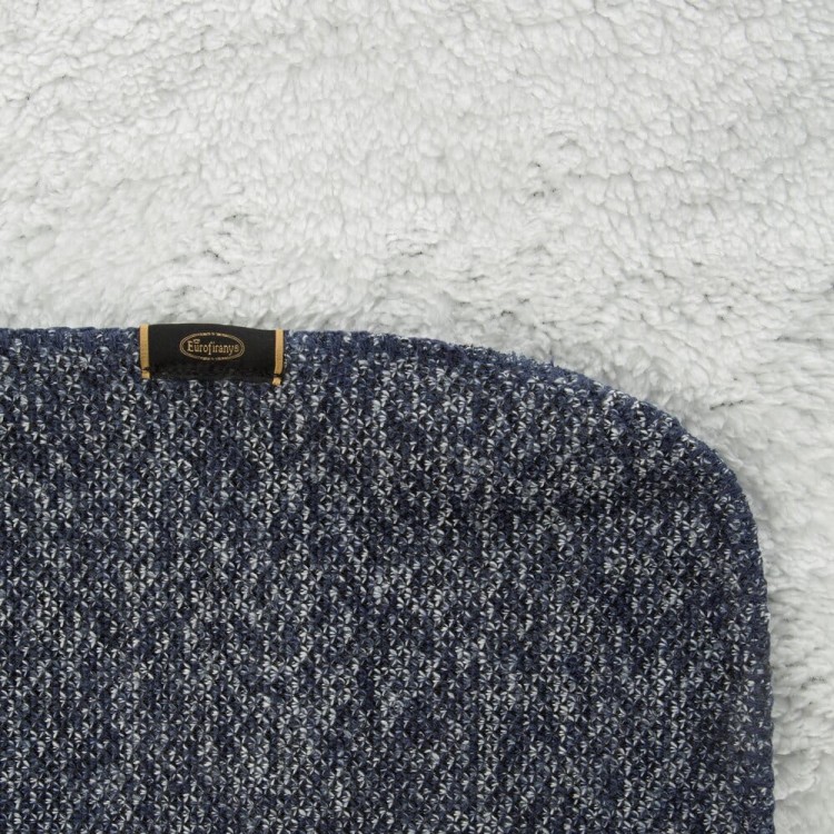 b23e1b25d564a419f0e9d2518796b19c