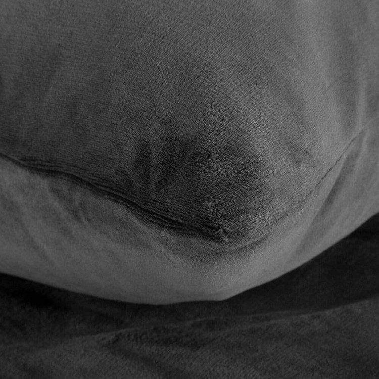 5b975cc658b7656e4d25b92d1d88a168