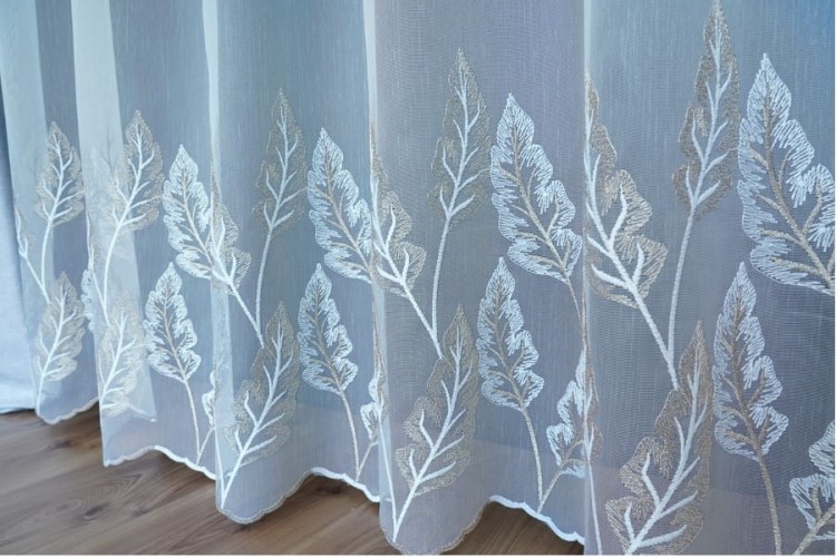 Firana Haftowana w Liście – Biała 300 cm 2  firanyfryzlewicz.pl ..jpg