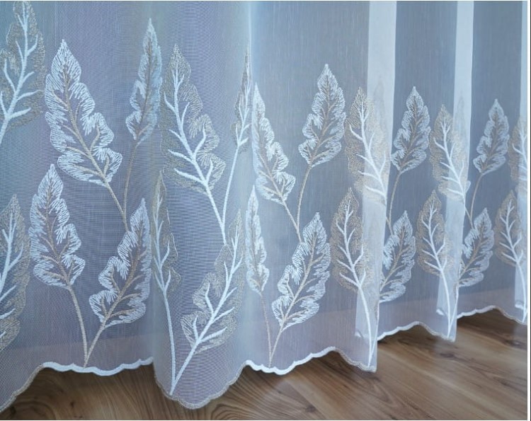 Firana Haftowana w Liście – Biała 300 cm 3  firanyfryzlewicz.pl ..jpg