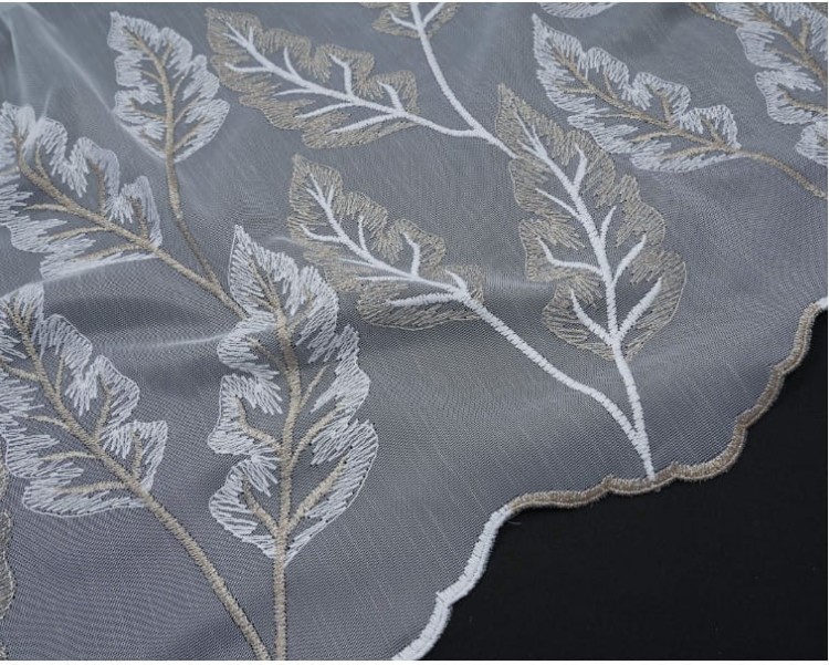 Firana Haftowana w Liście – Biała 300 cm 4  firanyfryzlewicz.pl ..jpg