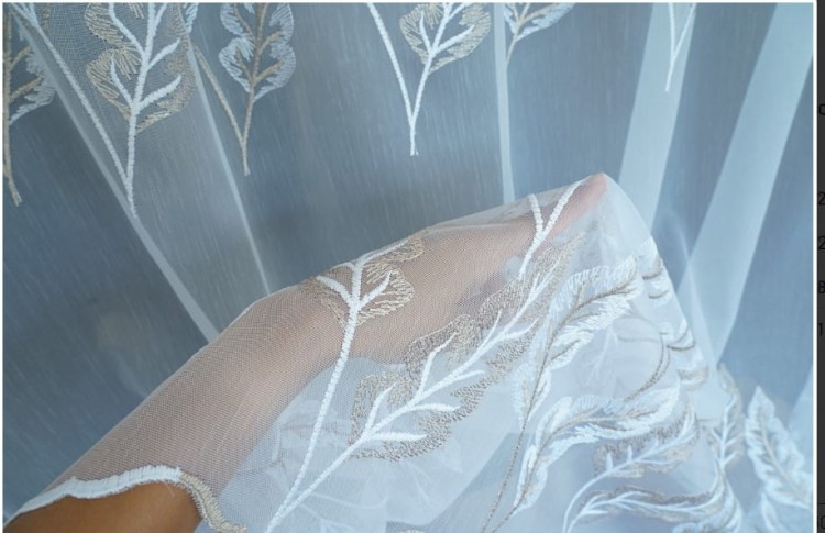 Firana Haftowana w Liście – Biała 300 cm 7  firanyfryzlewicz.pl ..jpg