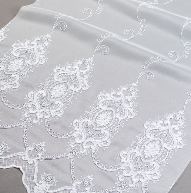 firana haftowana z błyszczącej markizety firanyfryzlewicz.pl   (6).jpg