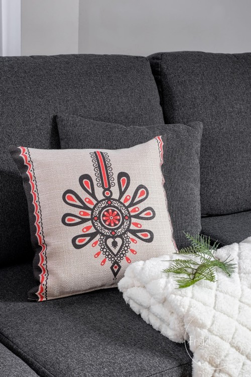 poszewka regionalna góralska z kolorową parzenicą firanyfryzlewicz.pl  , (2).jpg FIRANY CZARNY DUNAJEC