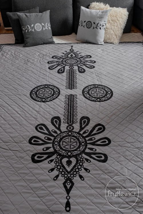 narzuta regionalna szara parzenica.jpg