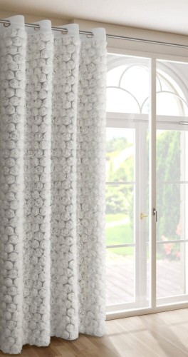 bce50ffe9339e2681c2b23eae8217401