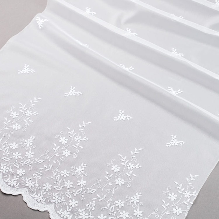 FIRANA HAFTOWANA W KWIATUSZKI 280CM firanyfryzlewicz (5).jpg