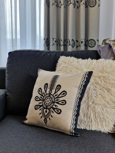 poszewka parzenica na beżowym.jpg