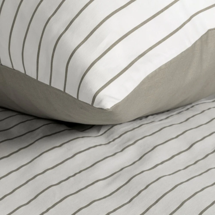 1556f3debc88e020bea2c816e4f2d6b3