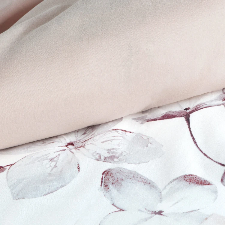 03d8a4e05028d3f76bcb5f37839cde61