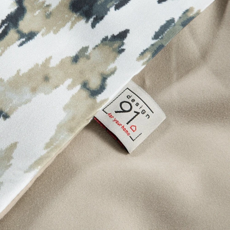 8b8db83ae81de8435b86d5f67f6ca800